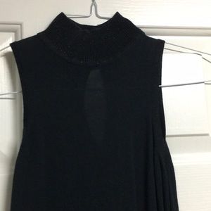 Arden B long black tank